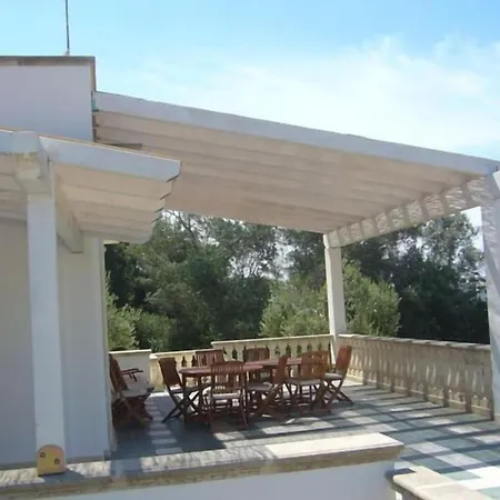 Gallipoli, Baia Grazia A 500mt Dal Centro Di Baia E Dai Locali Notturni Piu Importanti * Gallipoli