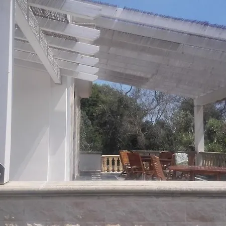 Dom wakacyjny Gallipoli, Baia Grazia A 500mt Dal Centro Di Baia E Dai Locali Notturni Piu Importanti