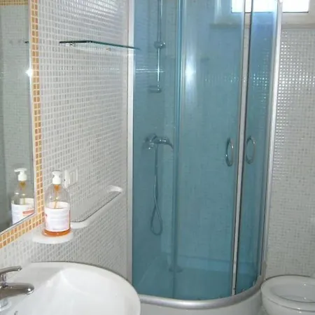 Grazia Baia A 200mt Dalla E A Pochi Passi Dai Locali Notturni Nyaraló *