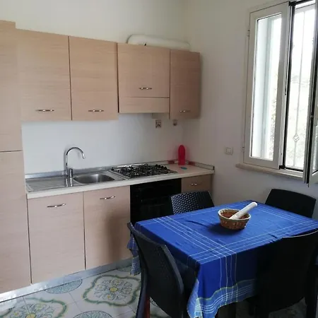 Dom wakacyjny Gallipoli, Baia Grazia A 500mt Dal Centro Di Baia E Dai Locali Notturni Piu Importanti *
