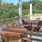 Grazia: Baia Nightlife Retreat Gallipoli
