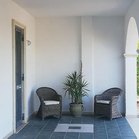 Grazia: Baia Nightlife Retreat Holiday home